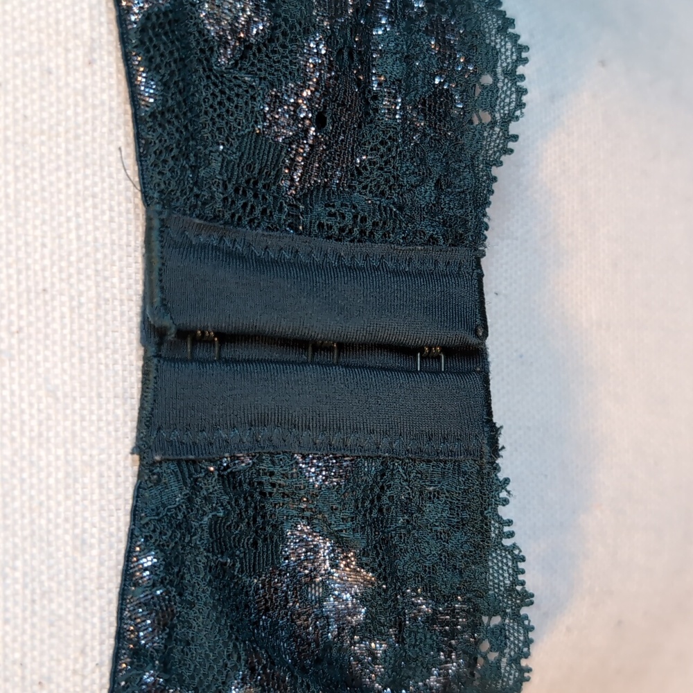 Body by Victoria VICTORIA'S SECRET Unlined Stretch Lace Demi Bra 38DD - Picture 7 of 13